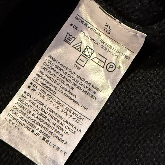 Women’s Sz XL Banana Republic Black Sweater - Picture 6 of 6